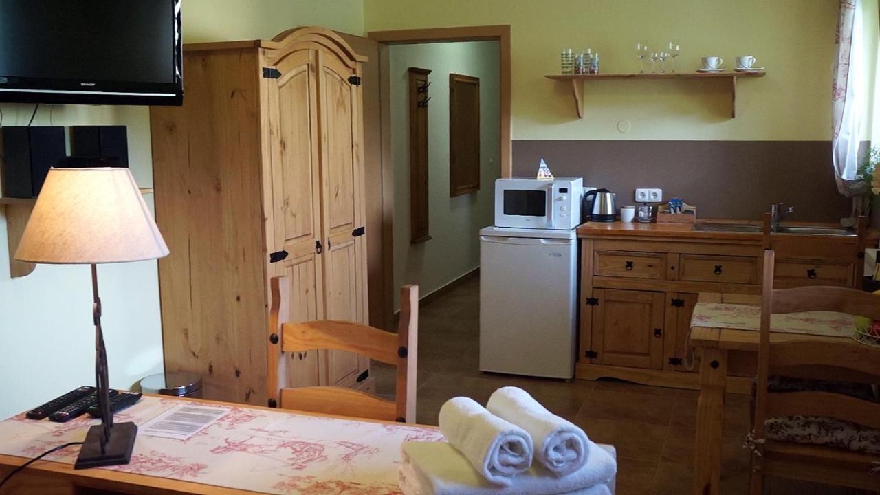 Penzion Sonata Luhacovice Bagian luar foto